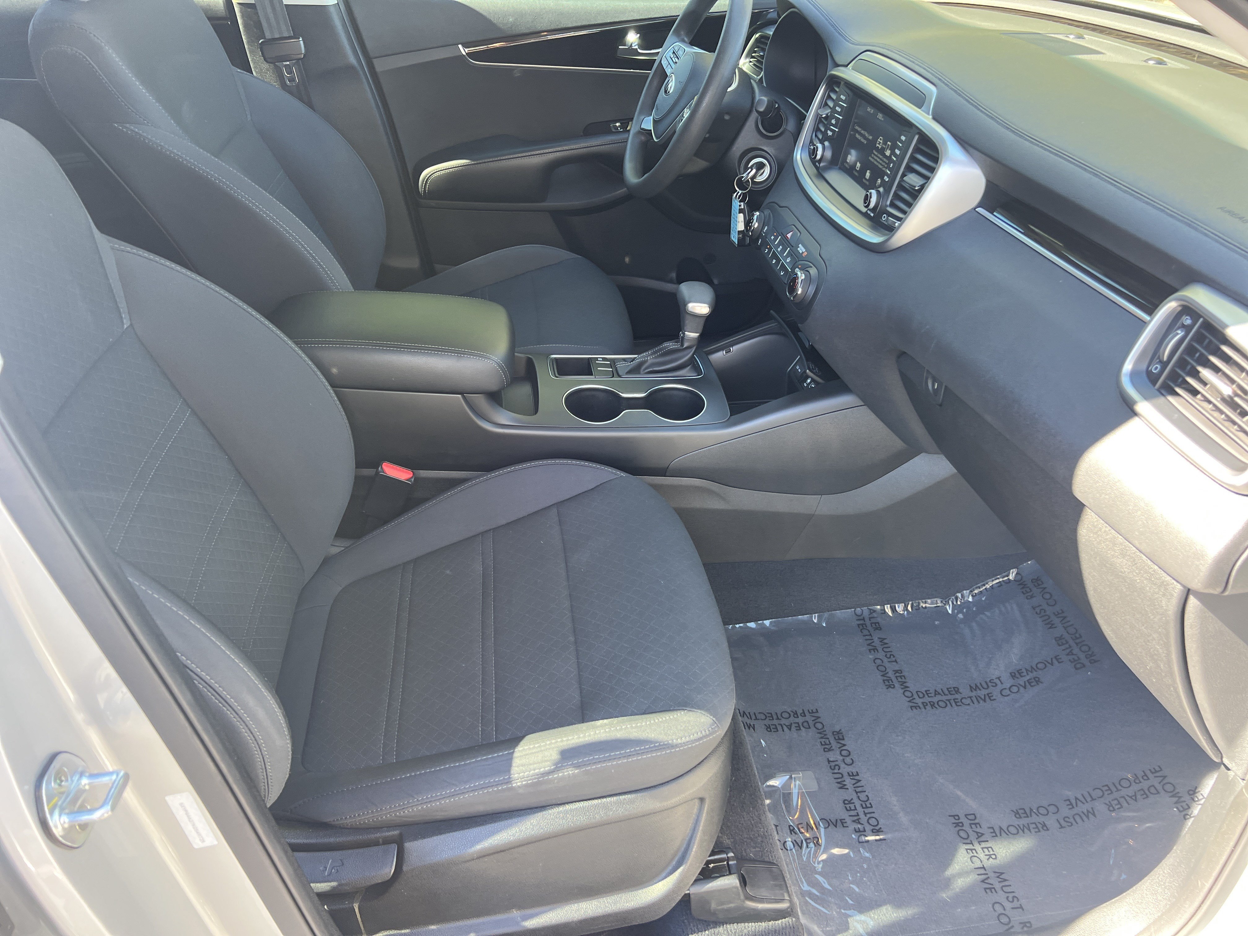 Used 2019 Kia Sorento L FWD image 13