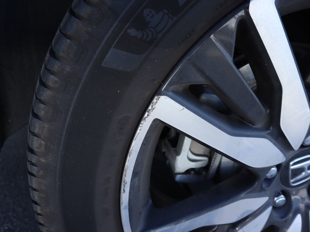 Used 2020 Honda Pilot Touring image 37