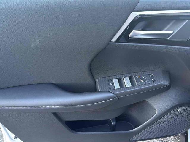 New 2026 Mitsubishi Outlander ES image 14