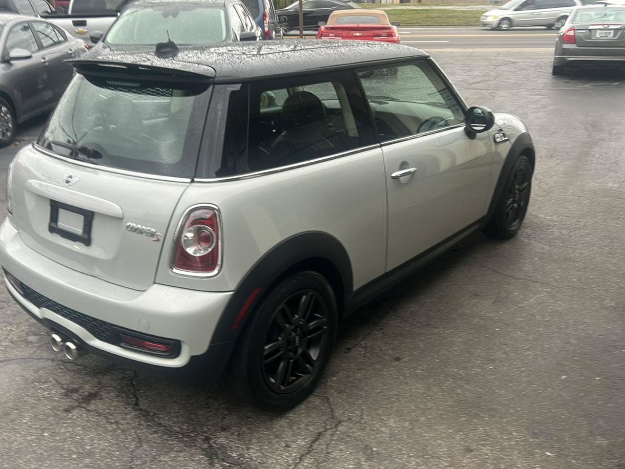 Used 2011 MINI Cooper S FWD image 5