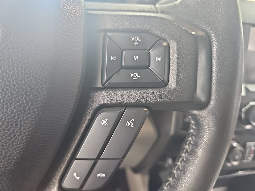 Used 2020 Ford F150 XLT w/ Equipment Group 302A Luxury AWD/4WD image 23