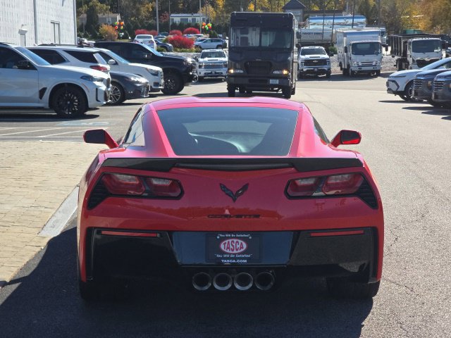 Used 2016 Chevrolet Corvette Stingray Coupe RWD image 3