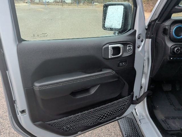 Used 2022 Jeep Wrangler Unlimited Sahara image 13