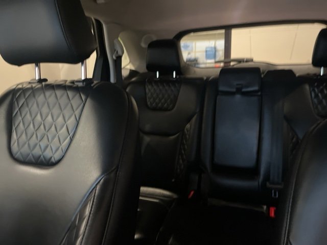 Used 2024 Ford Edge Titanium image 14