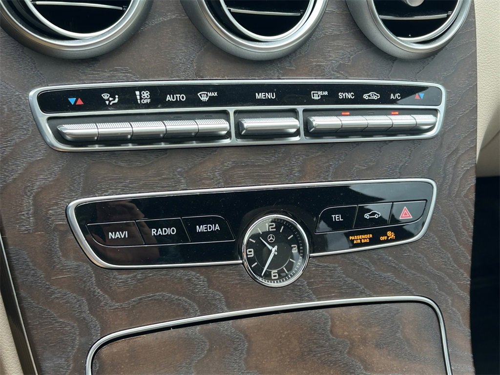 Used 2021 Mercedes-Benz C 300 Sedan image 30