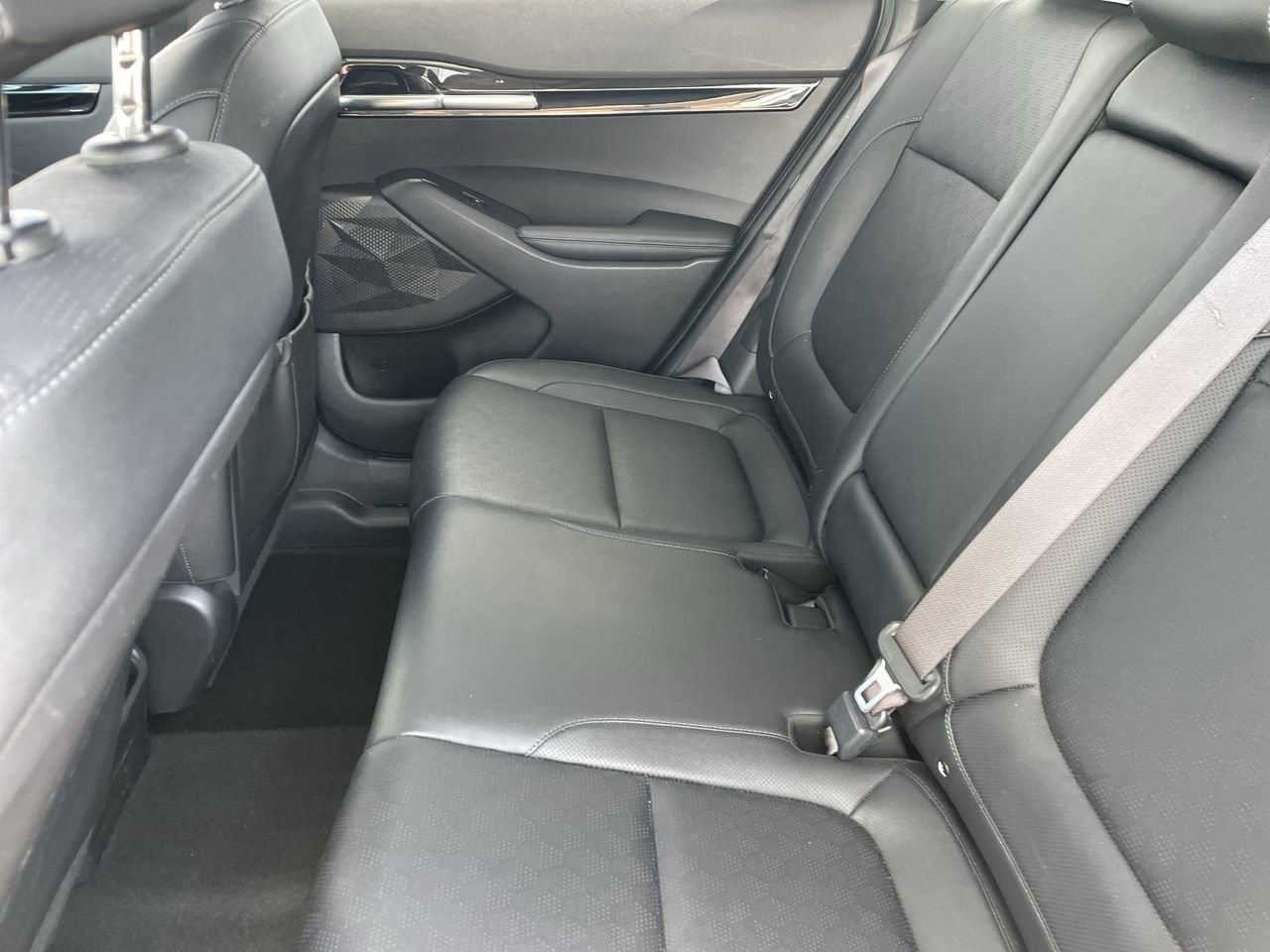 Used 2021 Kia Seltos SX AWD/4WD image 16