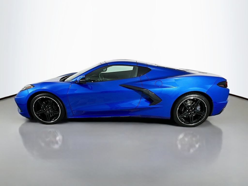 Used 2023 Chevrolet Corvette Stingray Coupe w/ 1LT RWD video 2