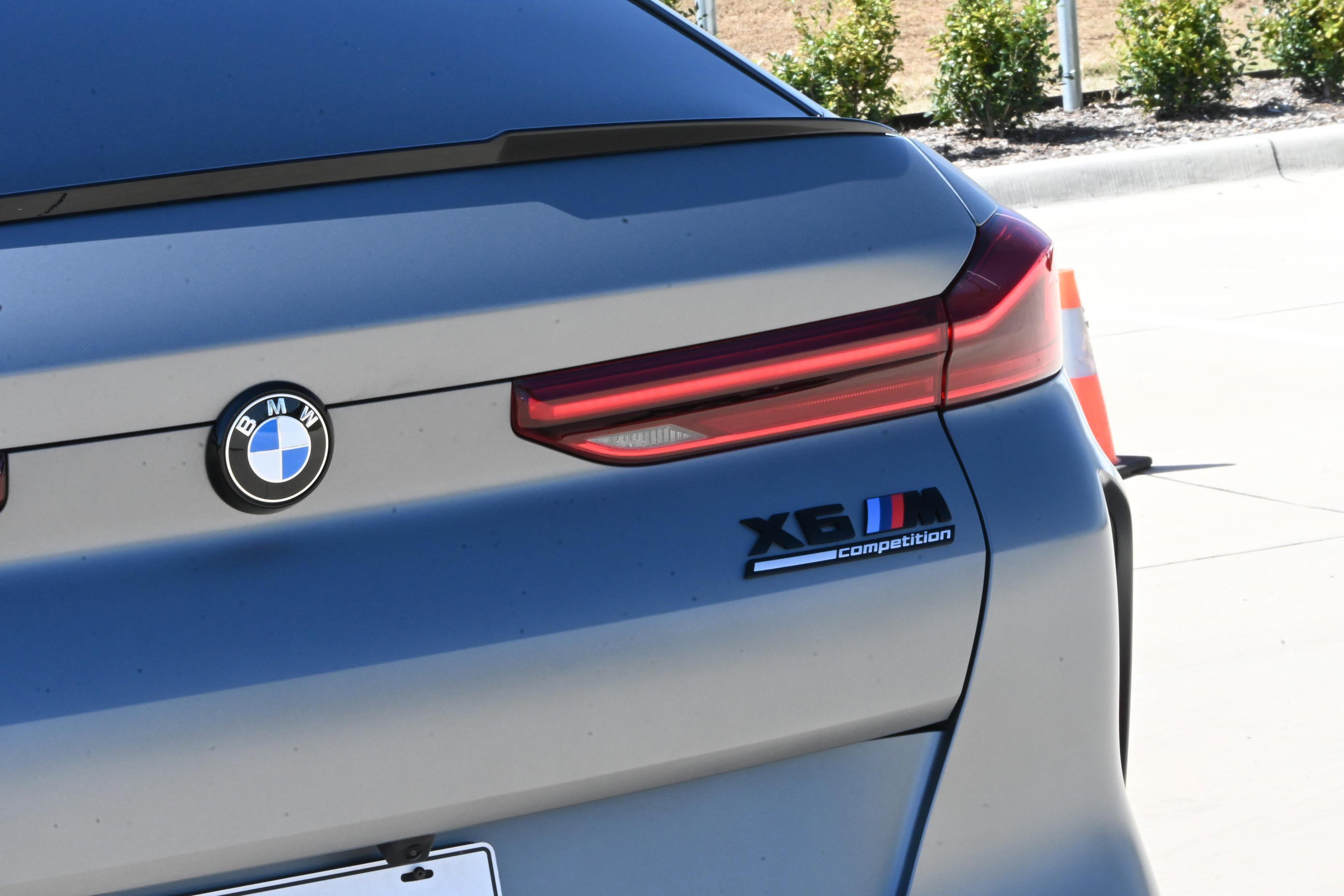 Used 2026 BMW X6 M Competition w/ Executive Package image 11