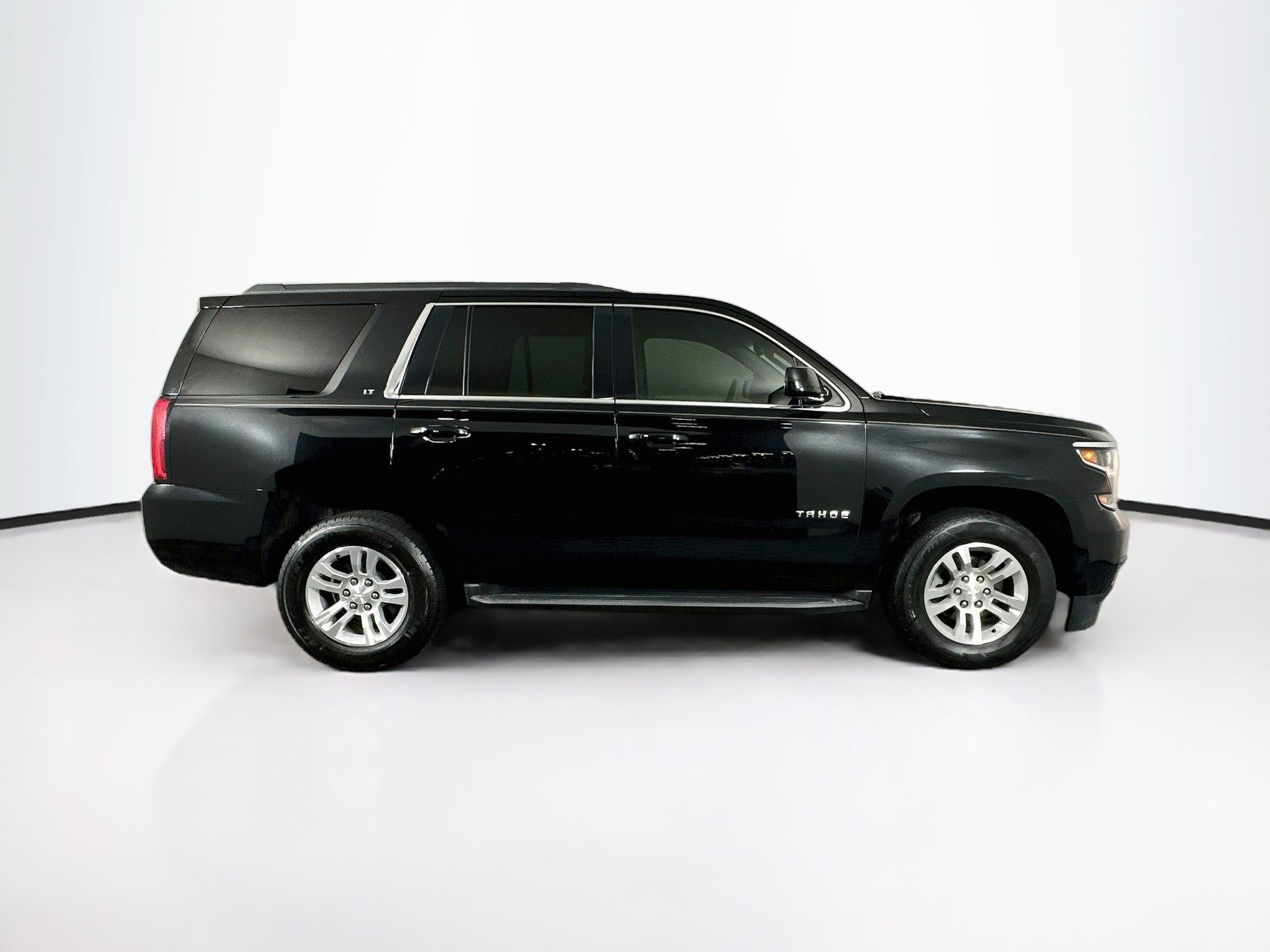 Used 2019 Chevrolet Tahoe LT AWD/4WD image 10
