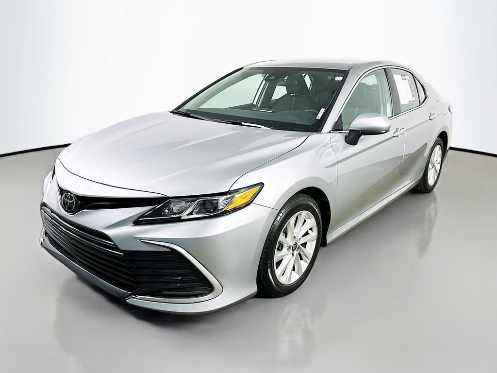 Used 2024 Toyota Camry LE FWD video 3