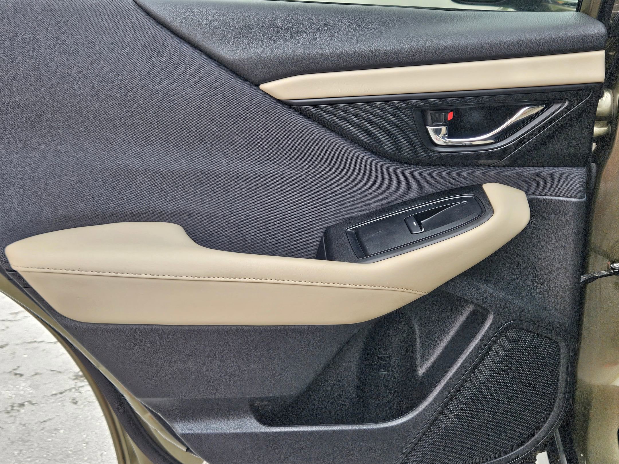 Used 2021 Subaru Outback Premium image 22