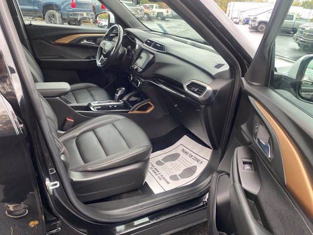 Used 2023 Chevrolet TrailBlazer ACTIV w/ Convenience Package AWD/4WD image 17