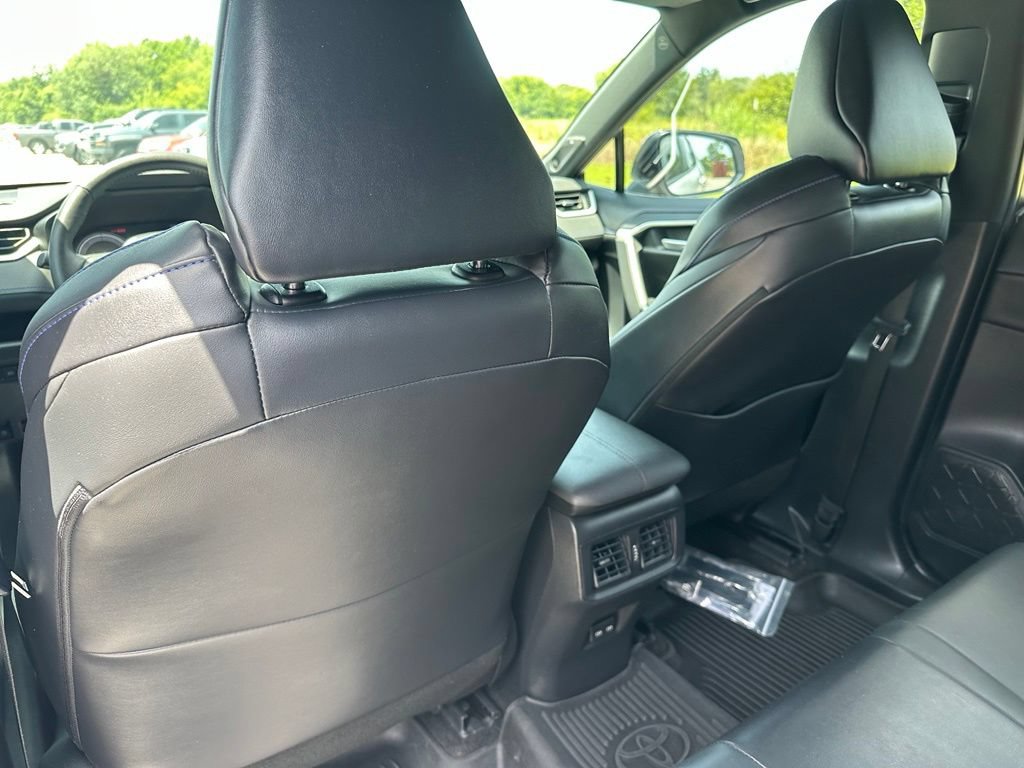 Used 2023 Toyota RAV4 XSE AWD/4WD image 23