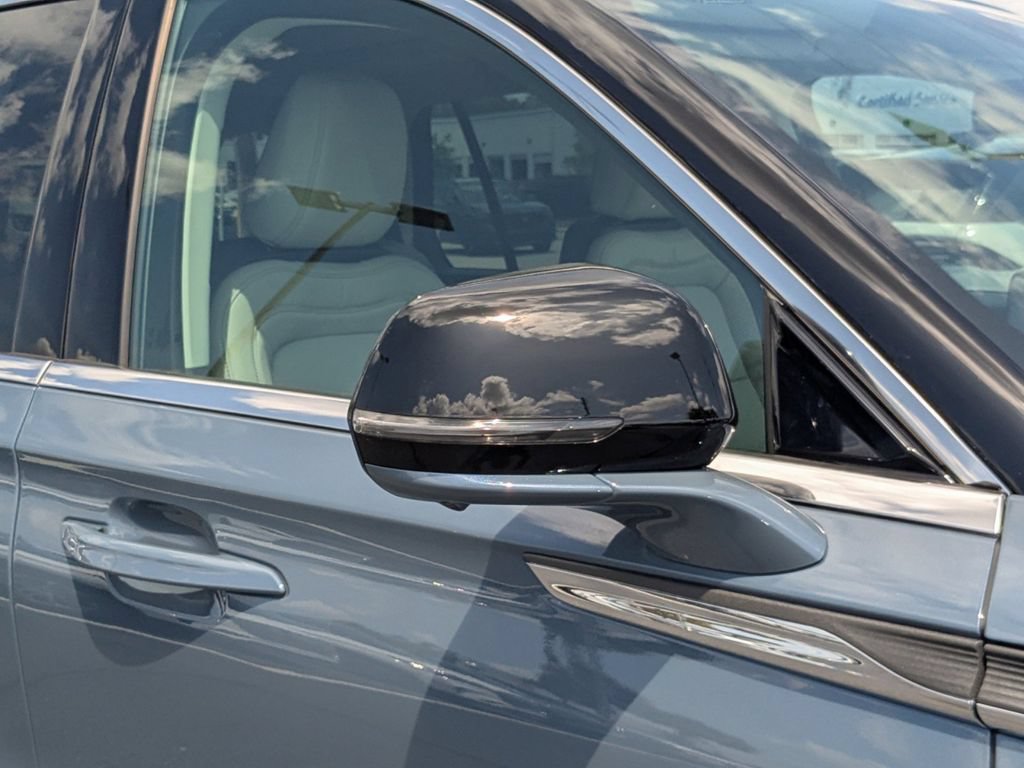 New 2026 Lincoln Aviator Reserve w/ Illumination Package RWD image 12