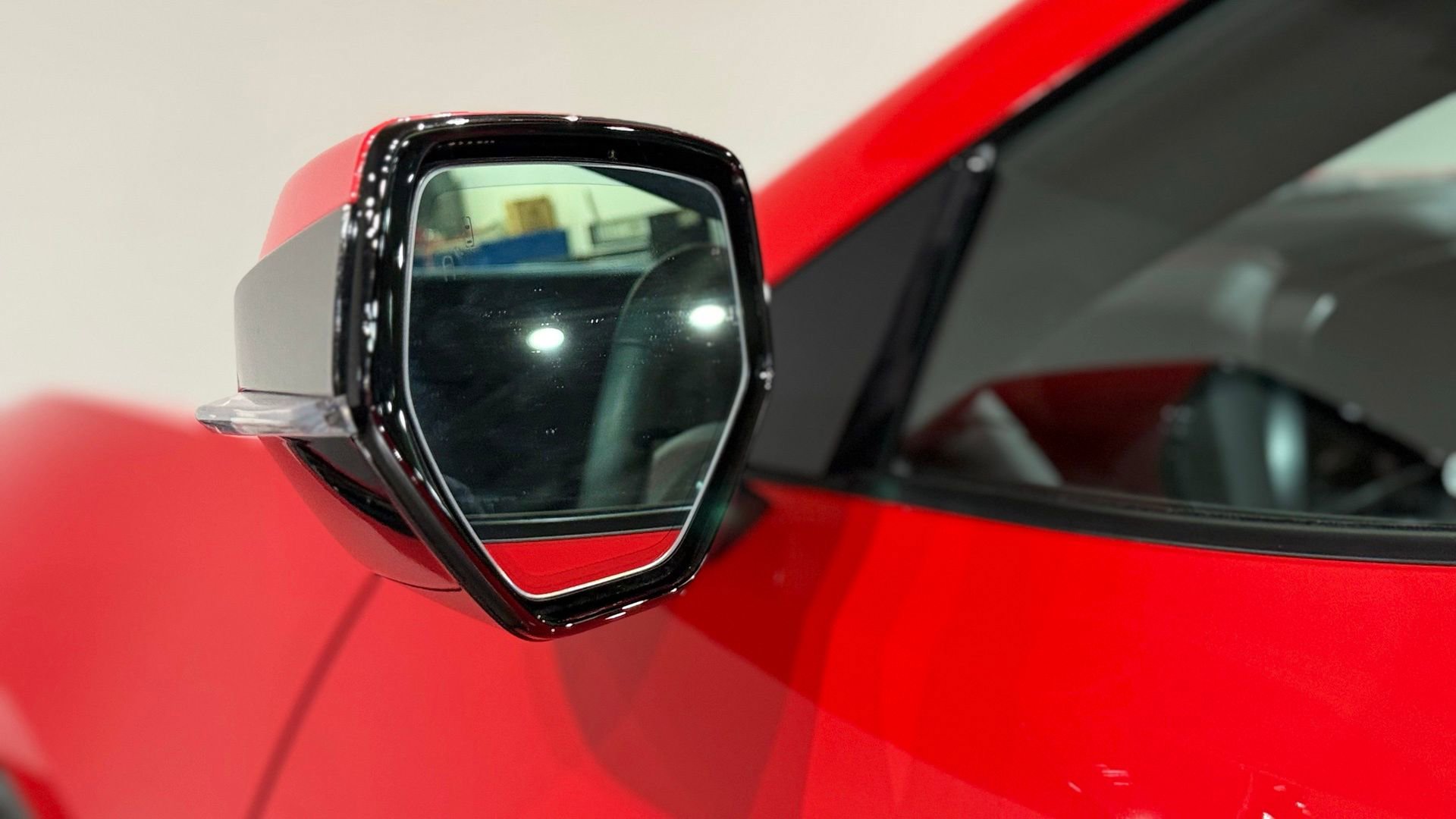 Used 2020 Chevrolet Corvette Stingray Premium Cpe w/ 3LT Preferred Equipment Group image 16