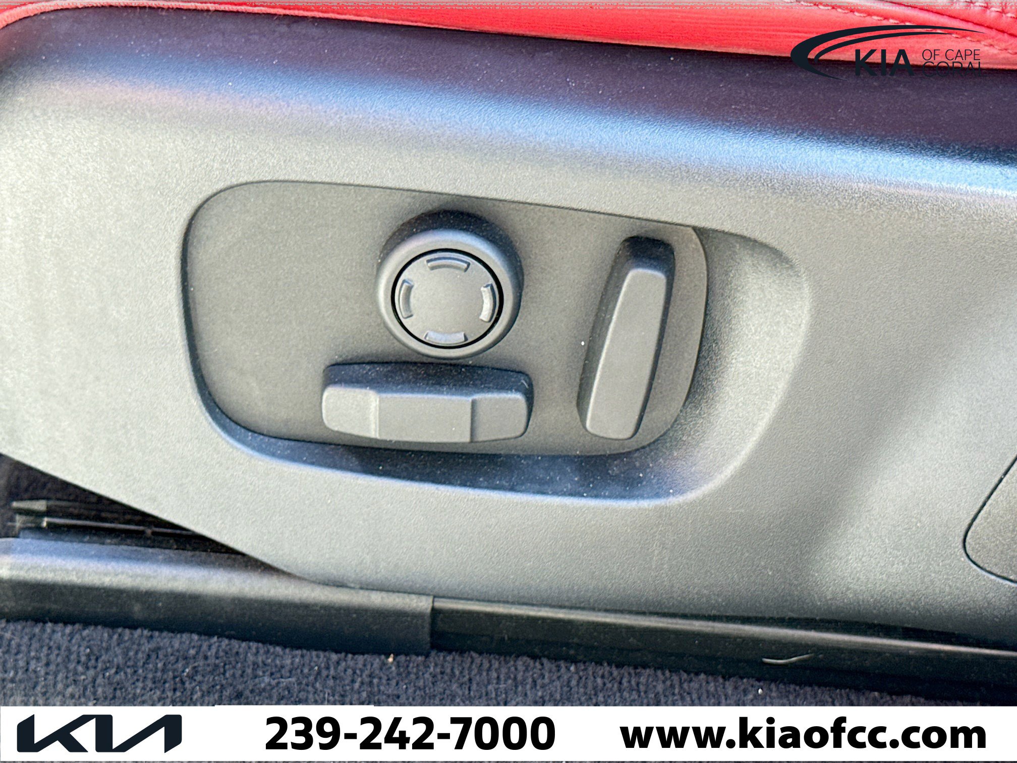 Used 2021 Land Rover Range Rover Sport HST image 26