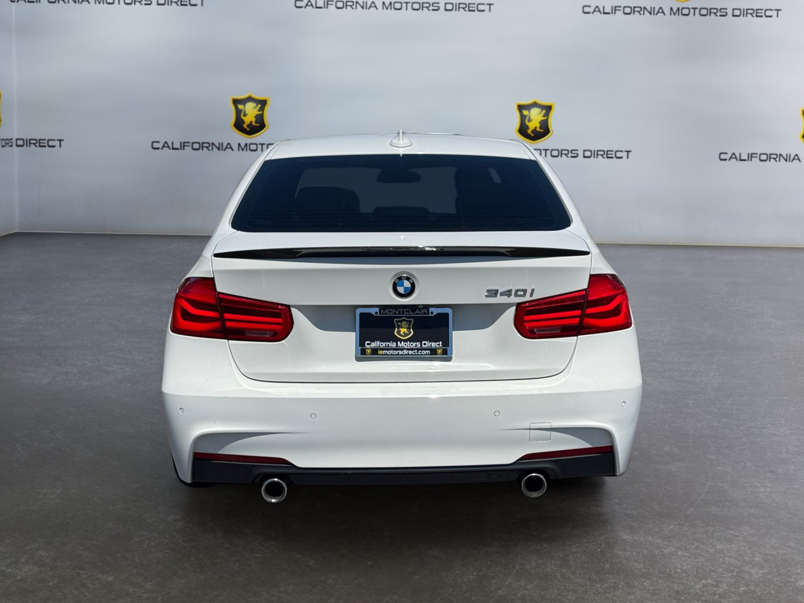 Used 2018 BMW 340i Sedan RWD image 4