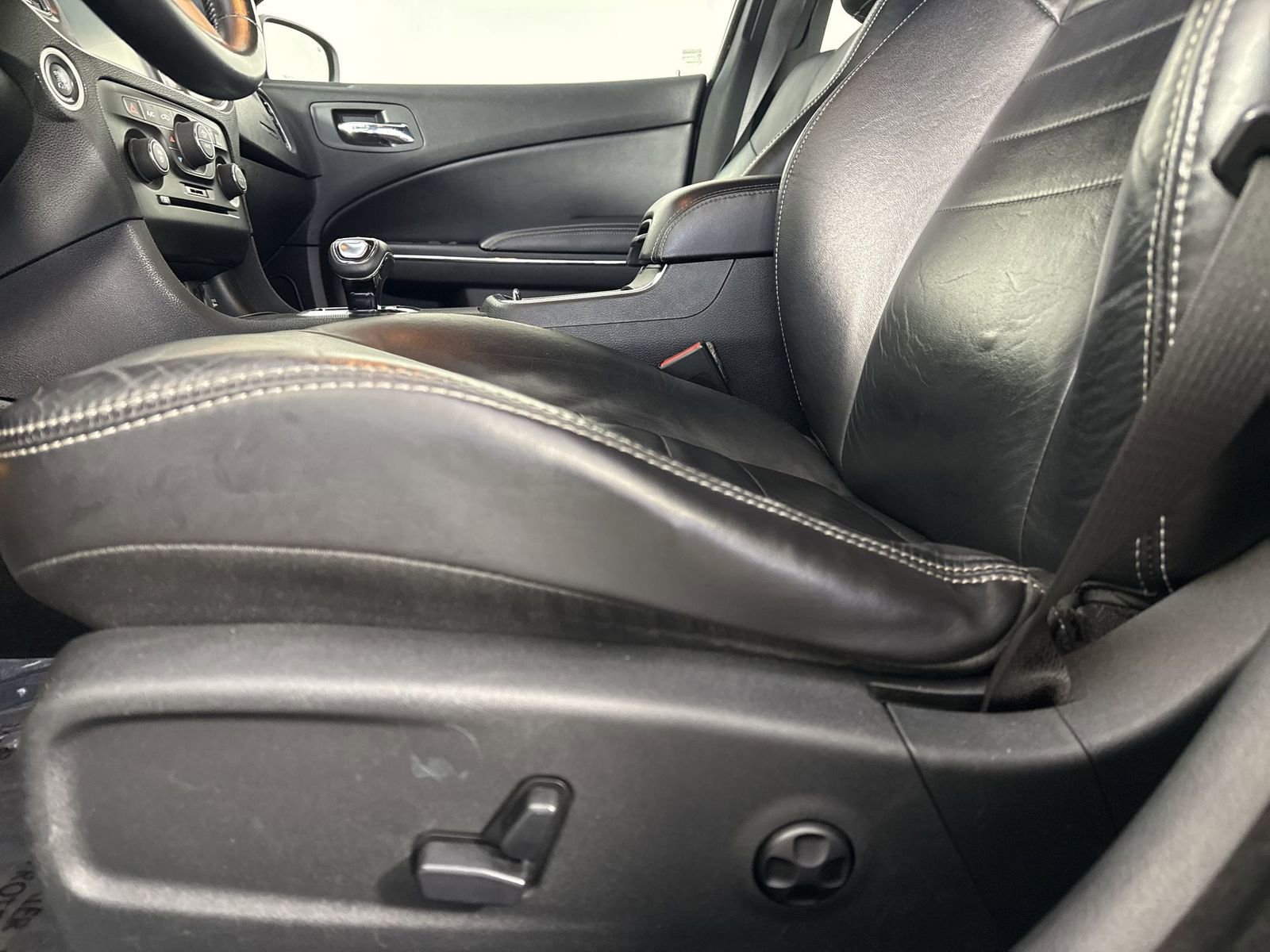 Used 2012 Dodge Charger SXT Plus image 20