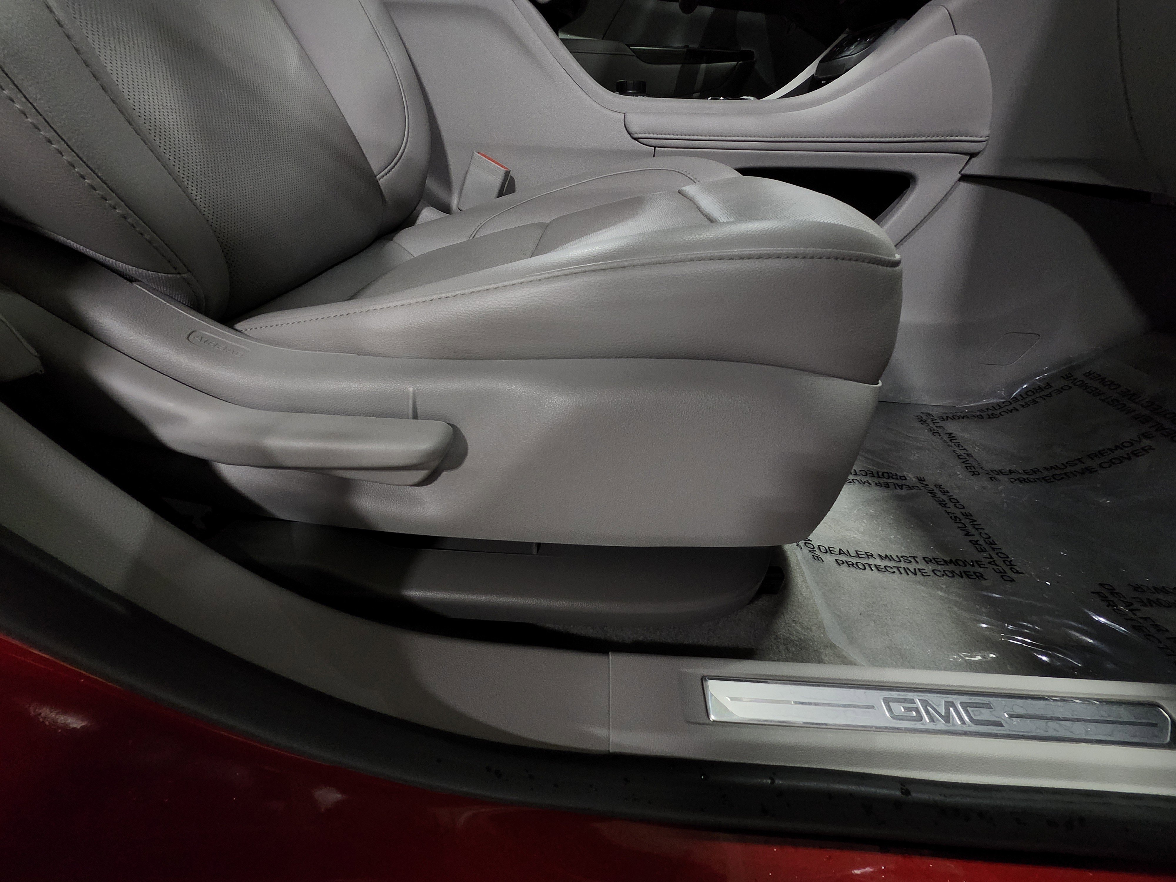 Used 2023 GMC Acadia SLT image 26