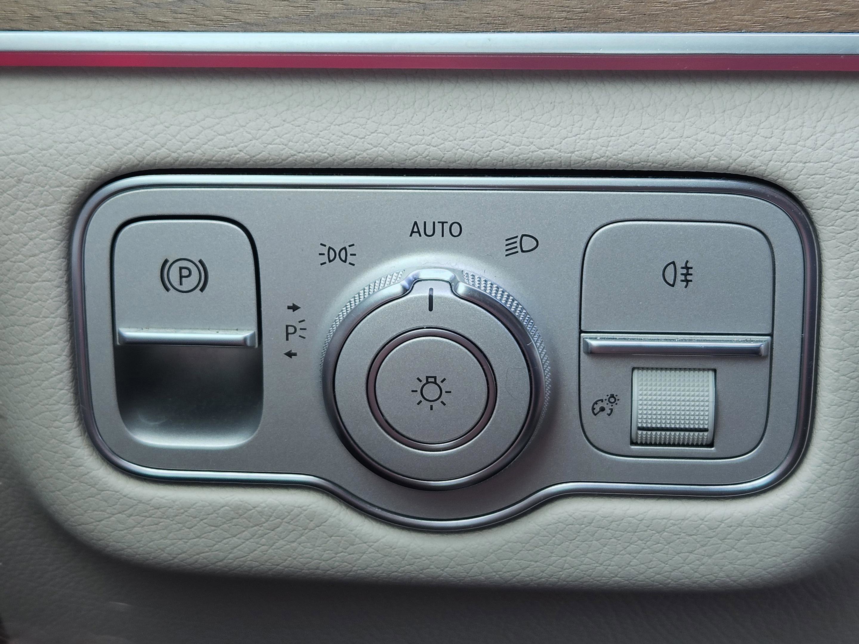 Used 2021 Mercedes-Benz GLE 350 4MATIC image 20