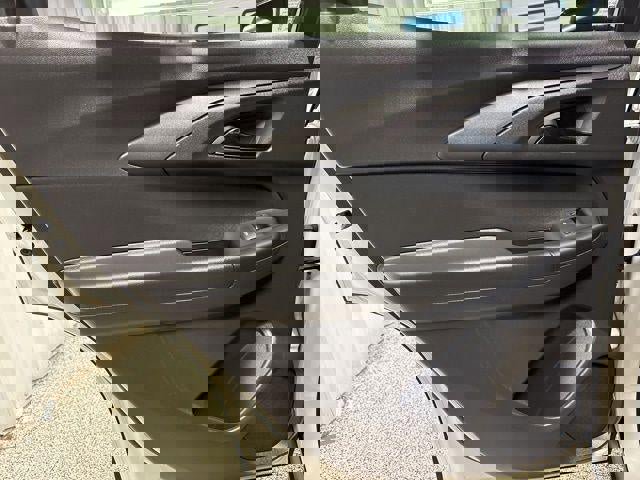 Used 2025 Chevrolet TrailBlazer RS w/ Convenience Package image 26