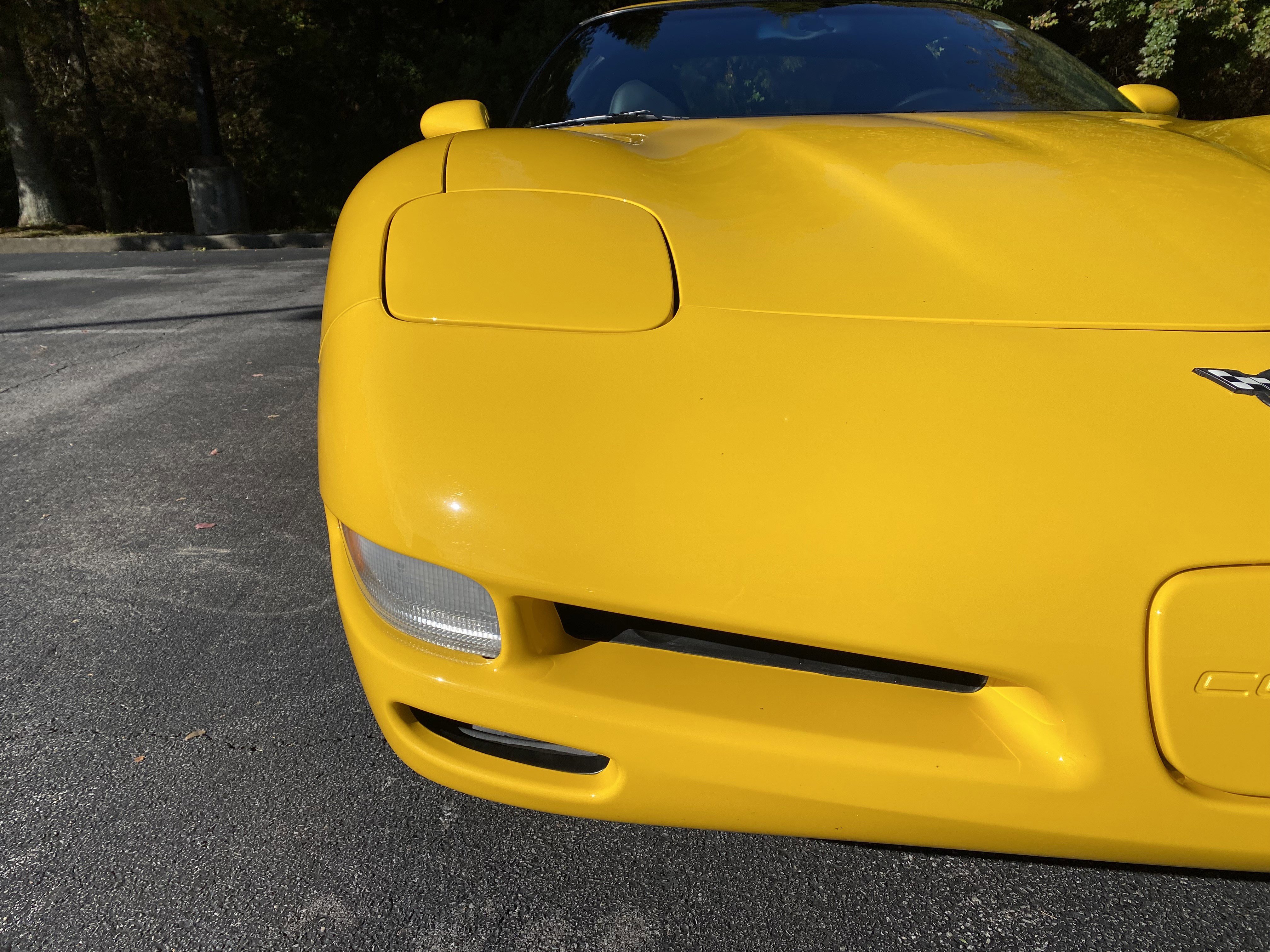 Used 2002 Chevrolet Corvette Coupe w/ Preferred Equipment Group2 image 12