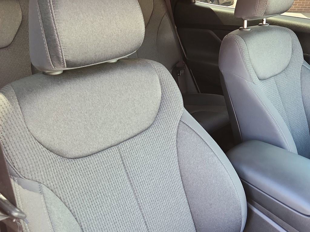 Used 2023 Hyundai Santa Fe SE AWD/4WD image 15