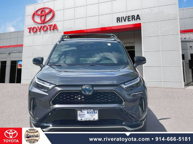 Used 2024 Toyota RAV4 XSE w/ Weather Package AWD/4WD image 4