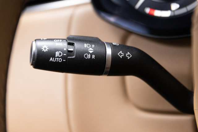 Used 2023 Land Rover Range Rover SE image 68