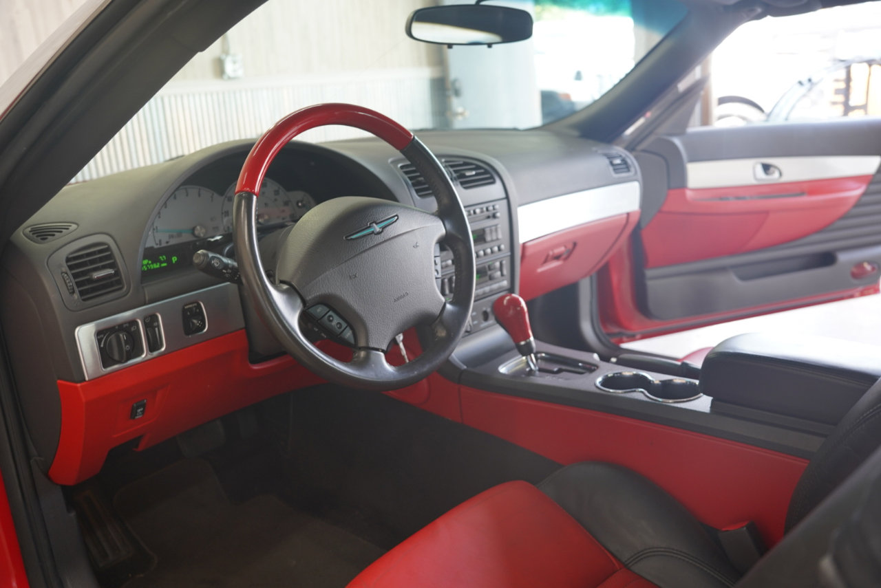 Used 2002 Ford Thunderbird image 11