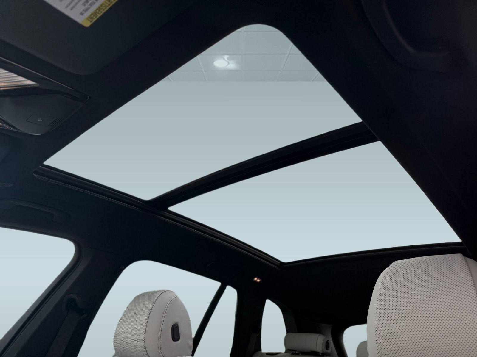 New 2026 BMW X5 xDrive40i w/ M Sport Package image 14