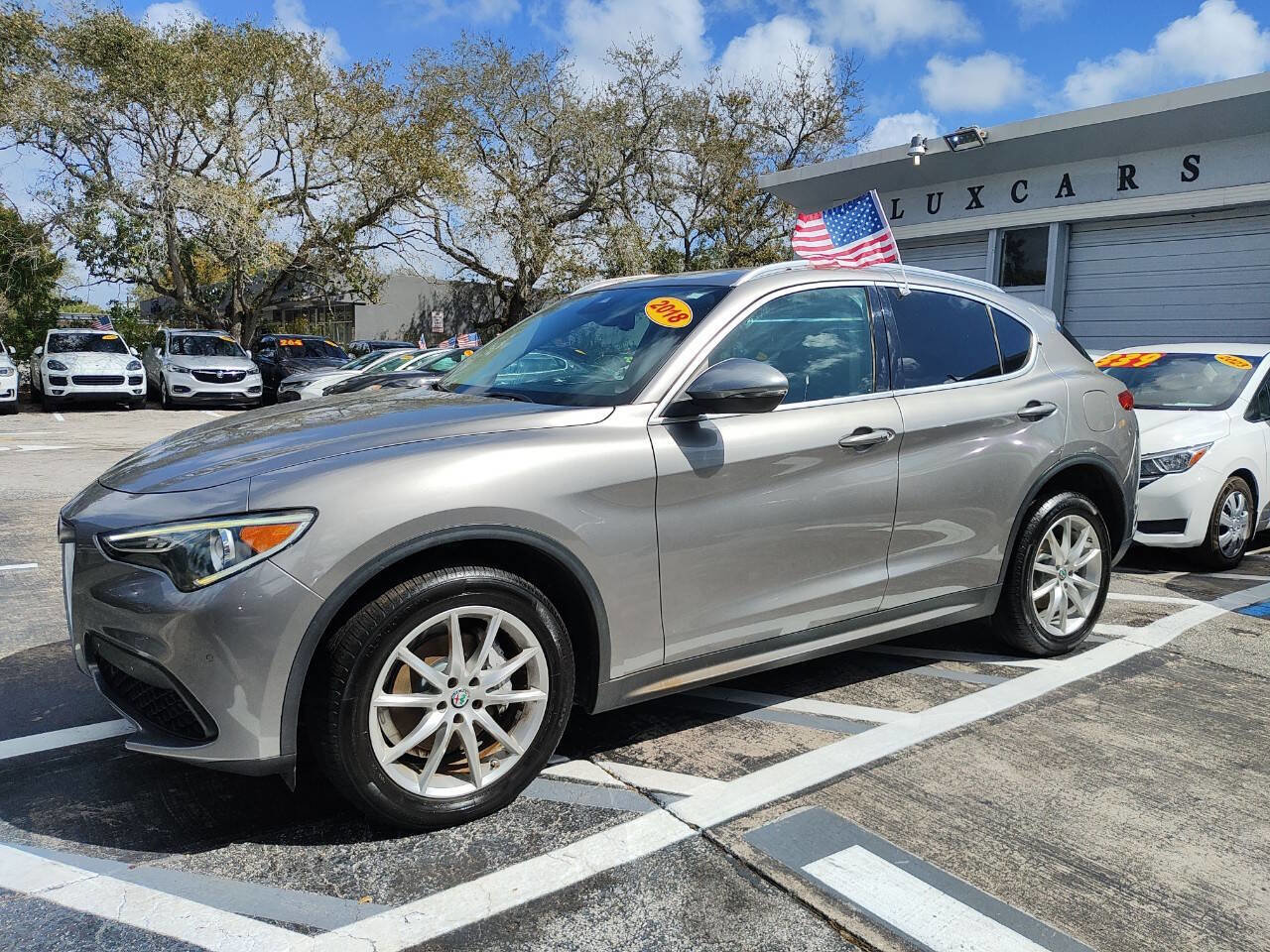 Used 2018 Alfa Romeo Stelvio Ti AWD/4WD image 4