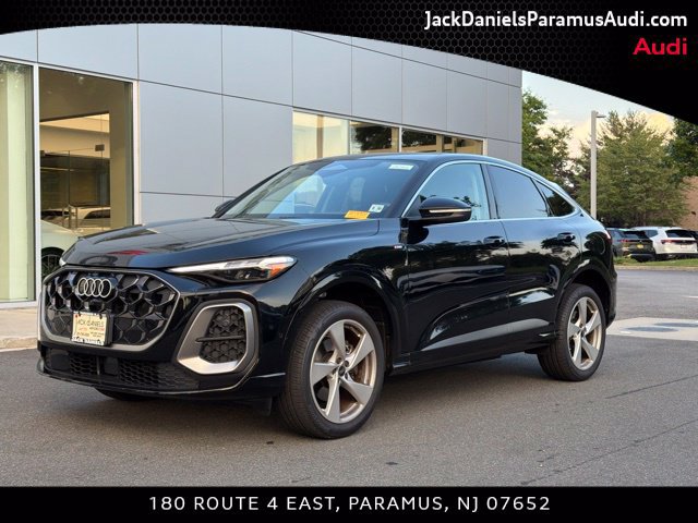 Certified 2025 Audi Q5 Premium Plus w/ Premium Plus