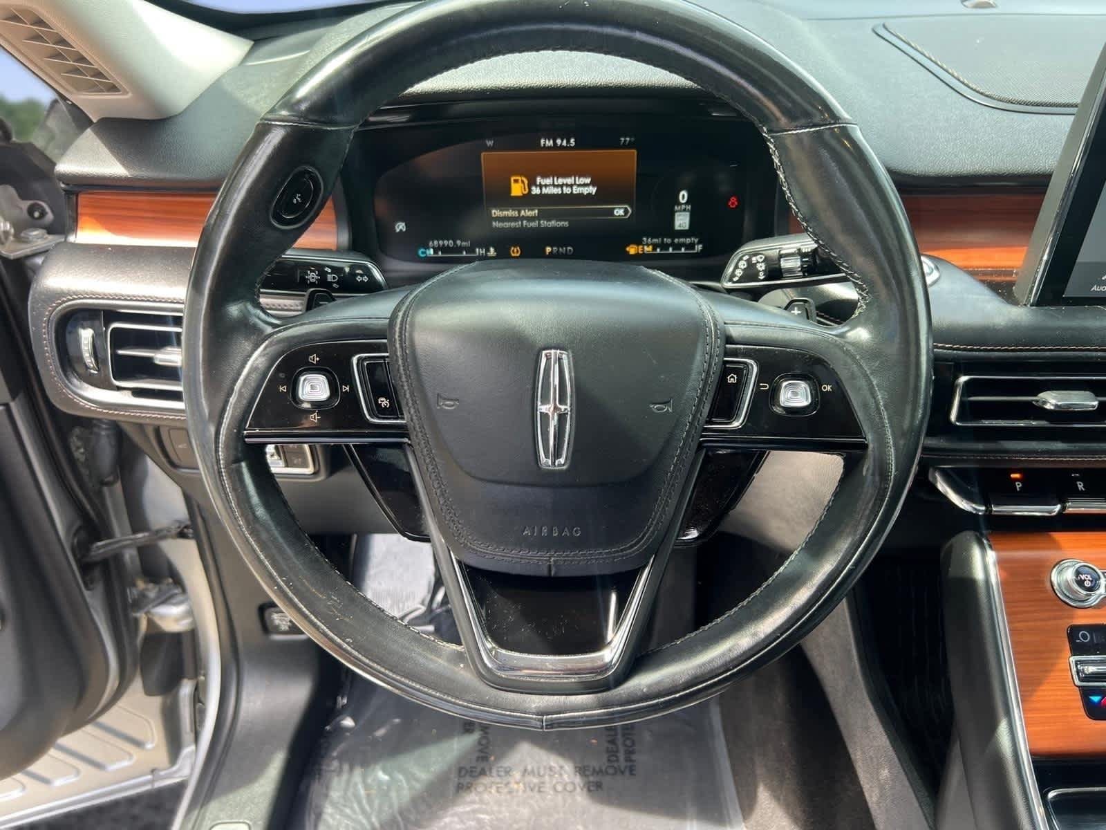 Used 2020 Lincoln Aviator Reserve AWD/4WD image 16