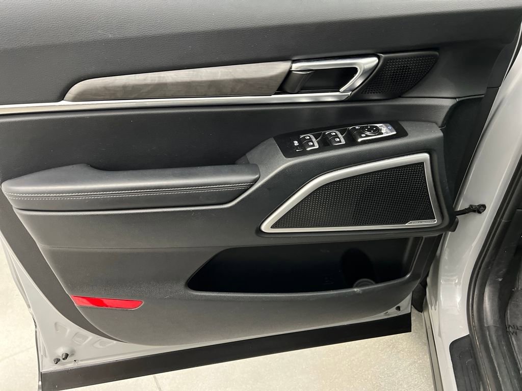 Used 2024 Kia Telluride EX X-Line image 11