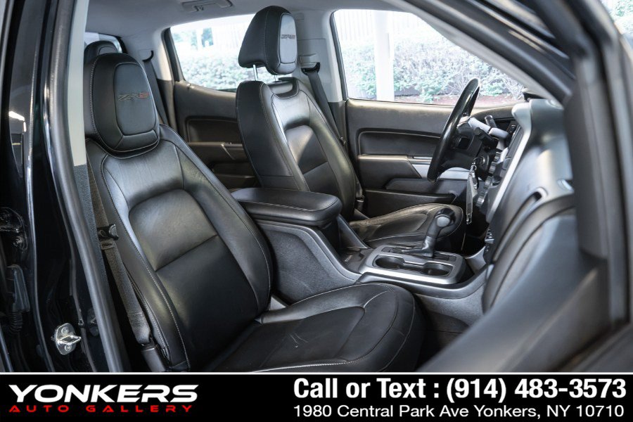 Used 2019 Chevrolet Colorado ZR2 w/ ZR2 Midnight Special Edition AWD/4WD image 27