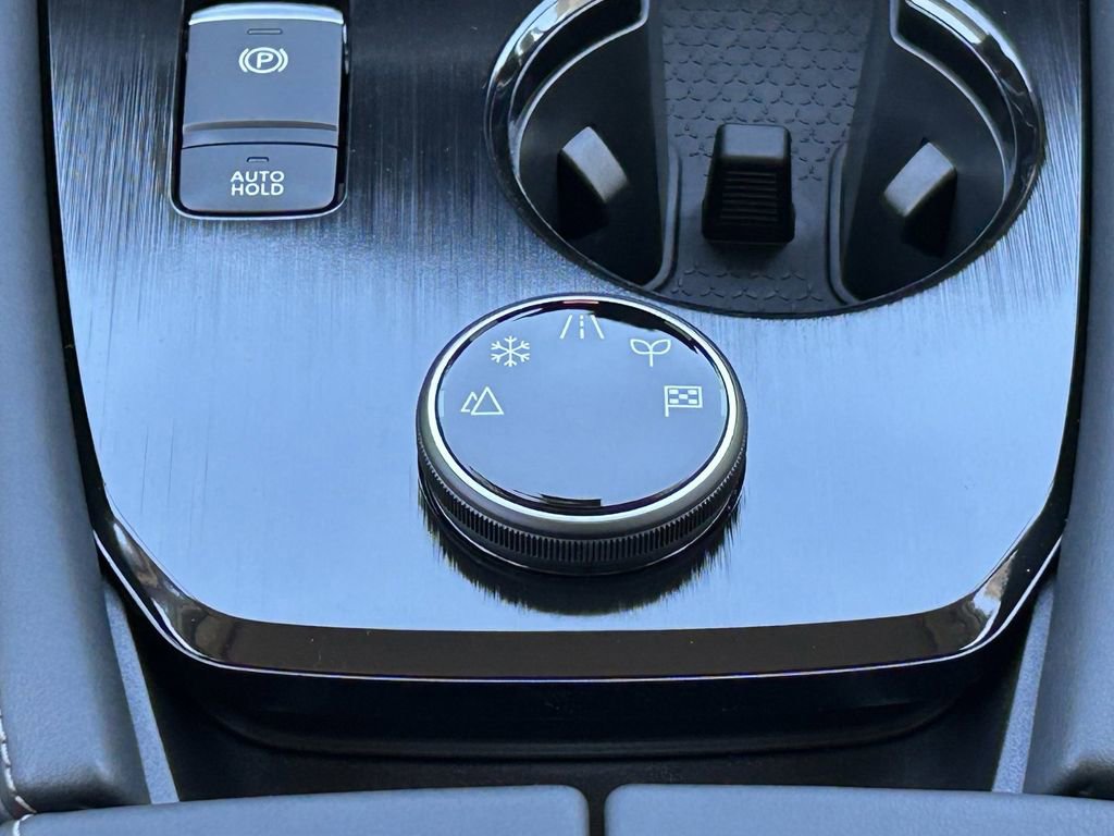 New 2026 Nissan Rogue Platinum image 16