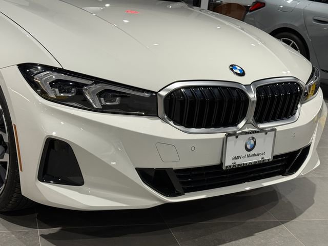 Used 2025 BMW 330i xDrive Sedan w/ M Sport Package AWD/4WD image 7