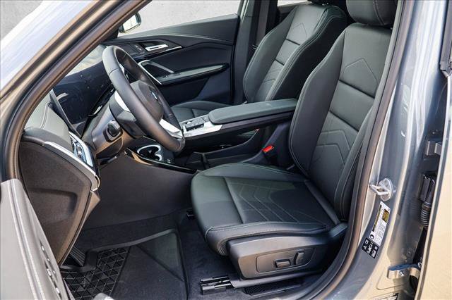 New 2026 BMW X2 xDrive28i w/ Convenience Package AWD/4WD image 12