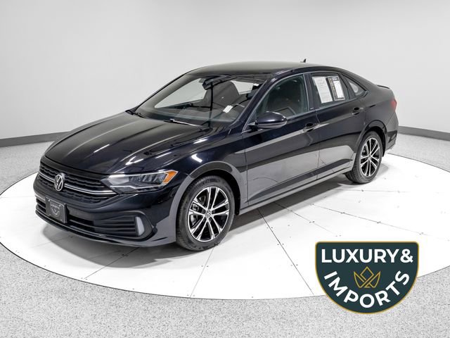 Used 2023 Volkswagen Jetta Sport image 1