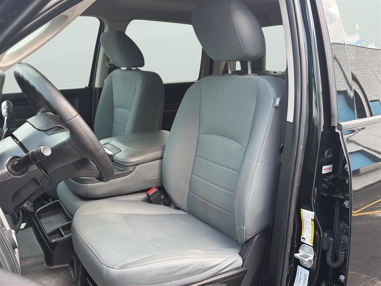 Used 2016 RAM 2500 Tradesman w/ Chrome Appearance Group AWD/4WD image 12