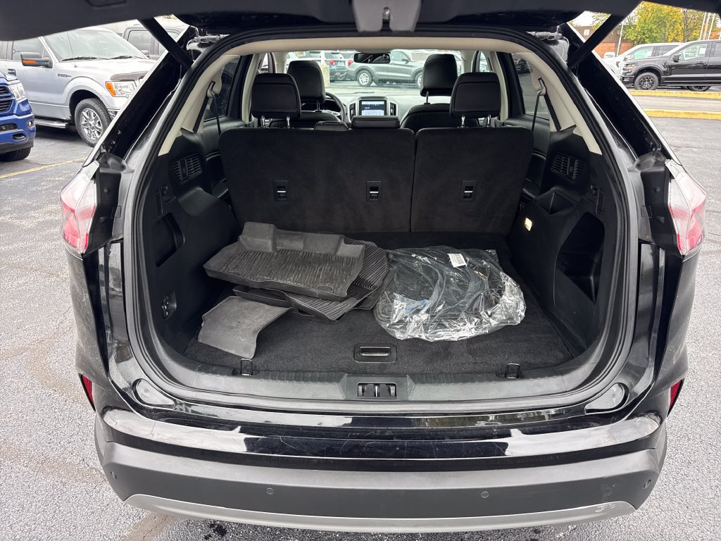 Used 2024 Ford Edge SEL w/ Convenience Package AWD/4WD image 12