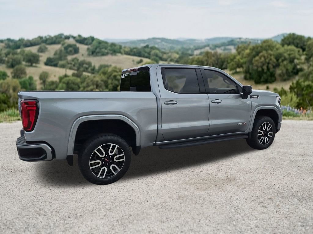 Used 2024 GMC Sierra 1500 AT4 w/ Technology Package AWD/4WD image 11