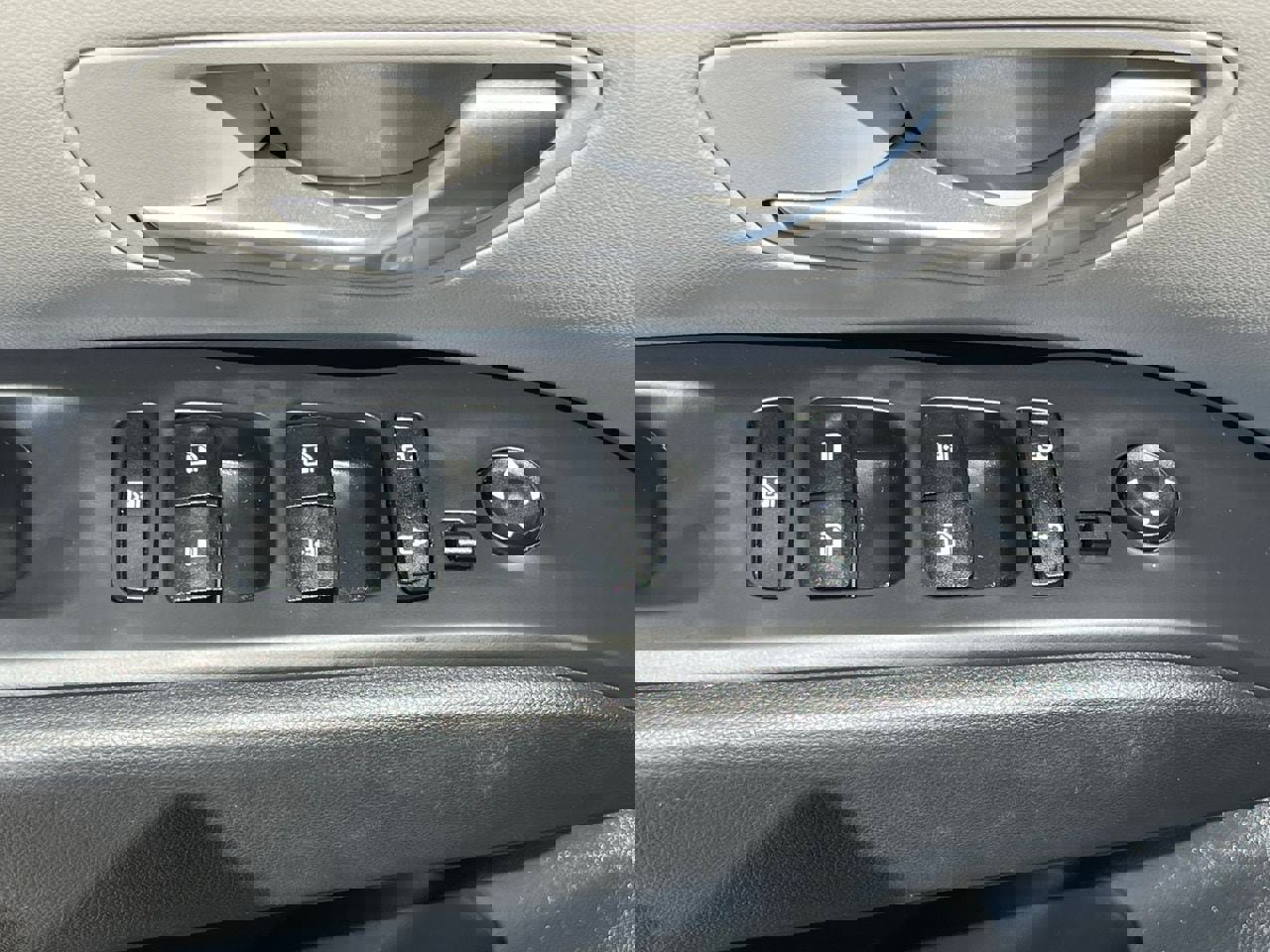 Used 2022 Hyundai Tucson SEL w/ Cargo Package image 23