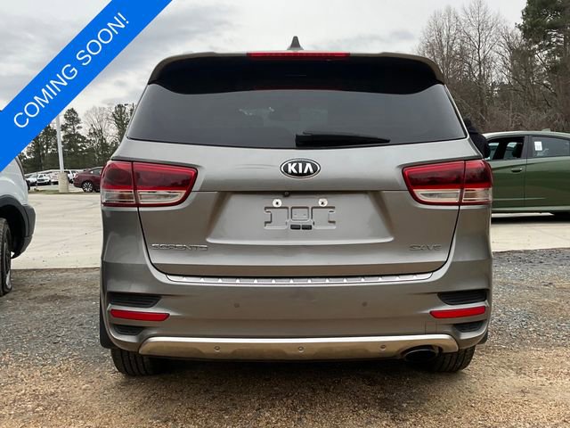 Used 2017 Kia Sorento SX image 2