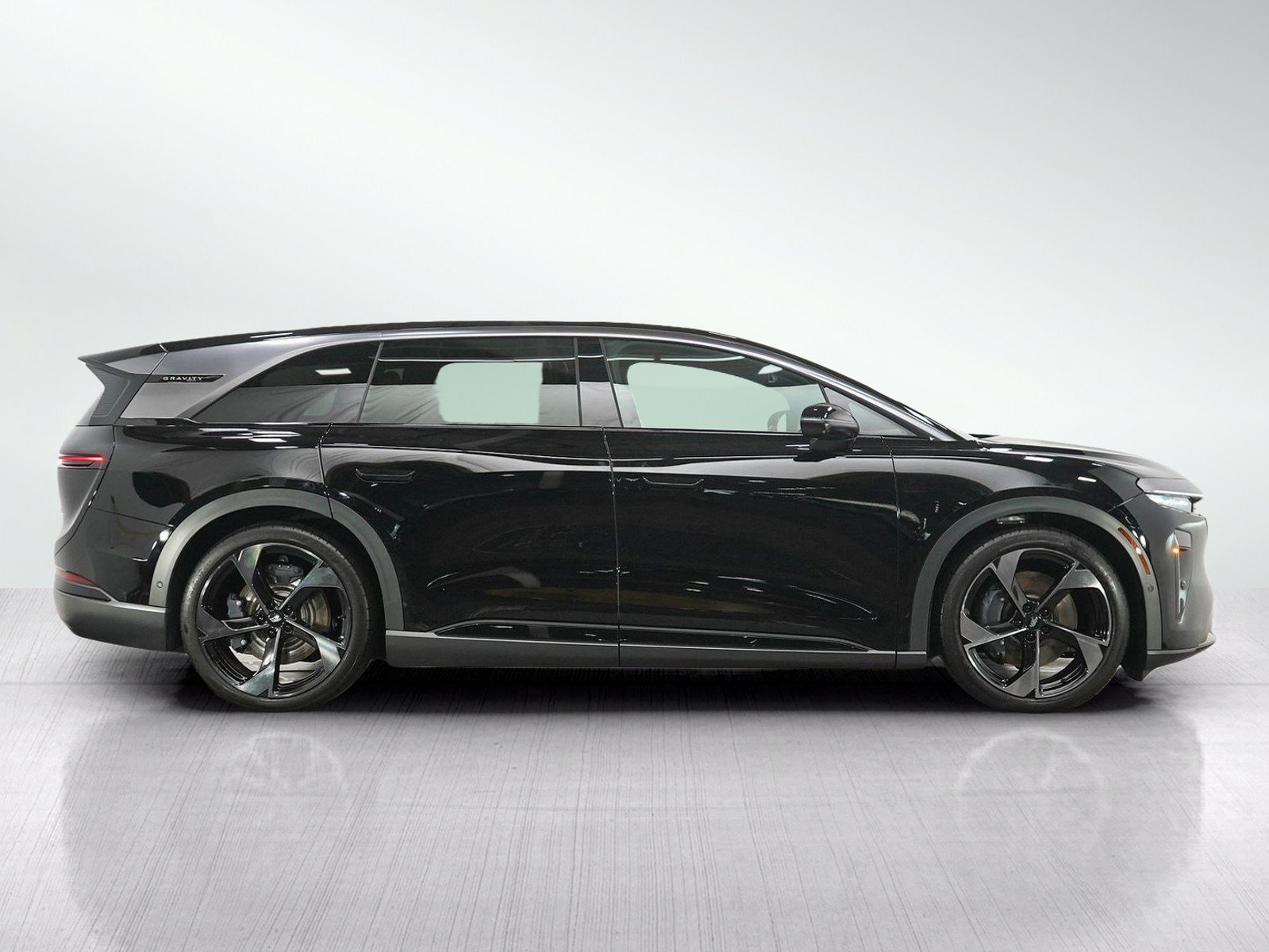 Used 2026 Lucid Gravity Grand Touring AWD/4WD image 6