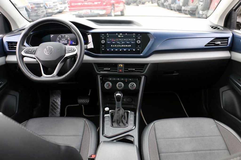 Used 2023 Volkswagen Taos SE w/ Panoramic Sunroof Package image 25