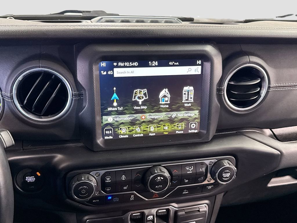 Used 2023 Jeep Wrangler Unlimited Sahara w/ Cold Weather Group AWD/4WD image 21