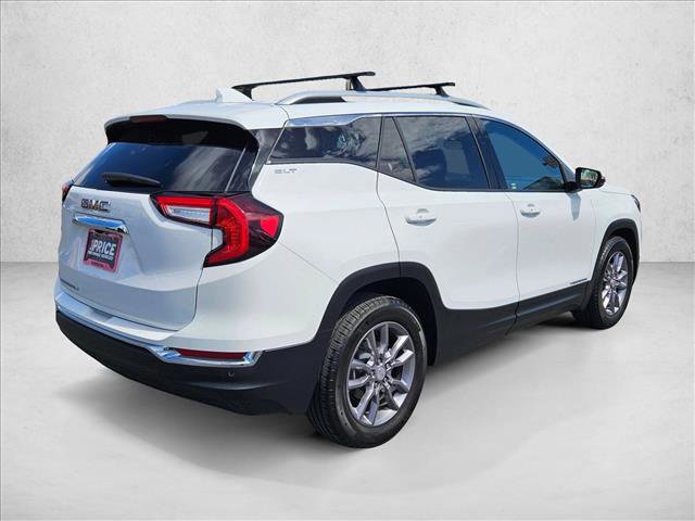 Used 2023 GMC Terrain SLT w/ Infotainment Package II FWD image 5