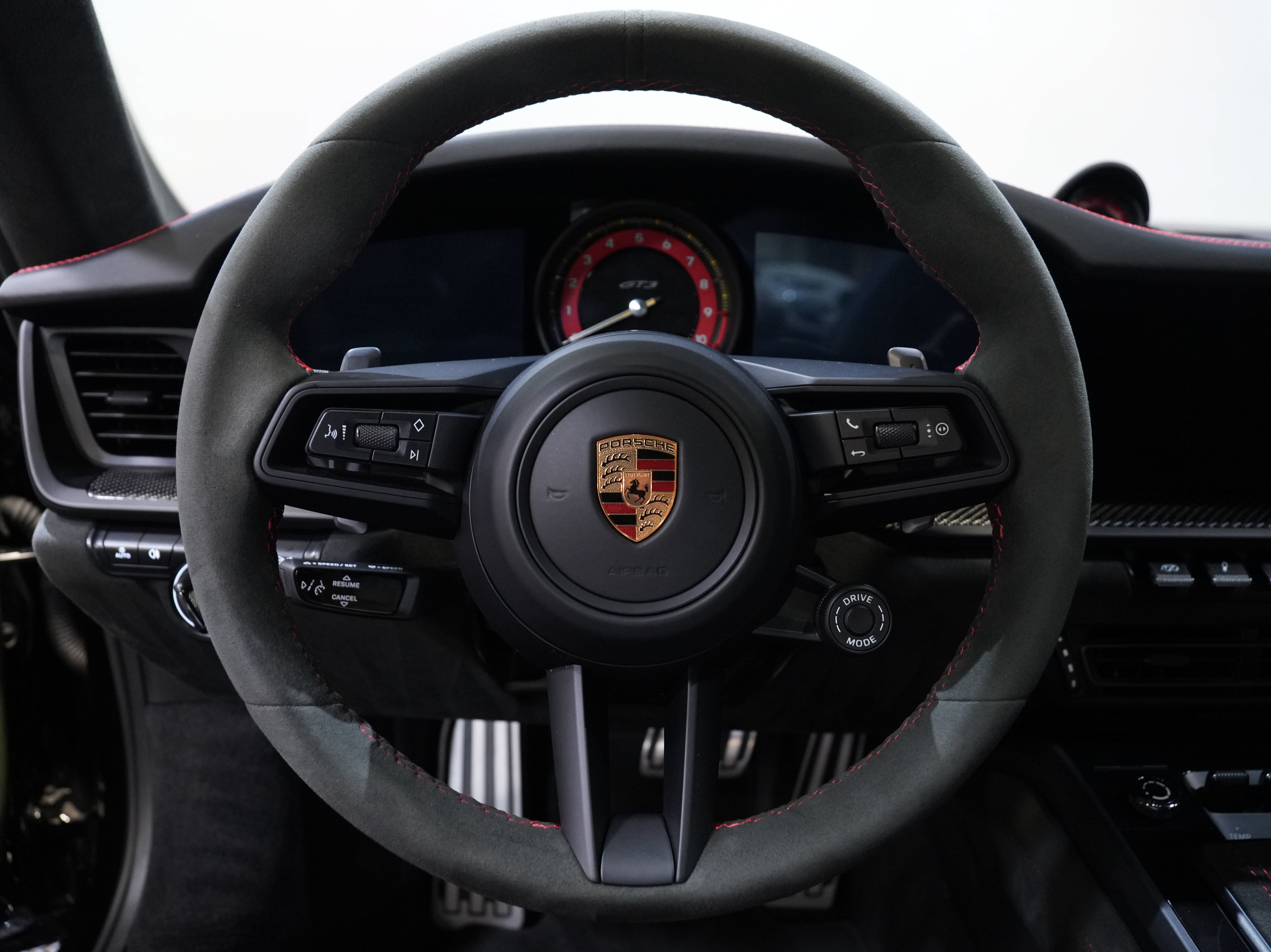 Used 2022 Porsche 911 GT3 RWD image 40